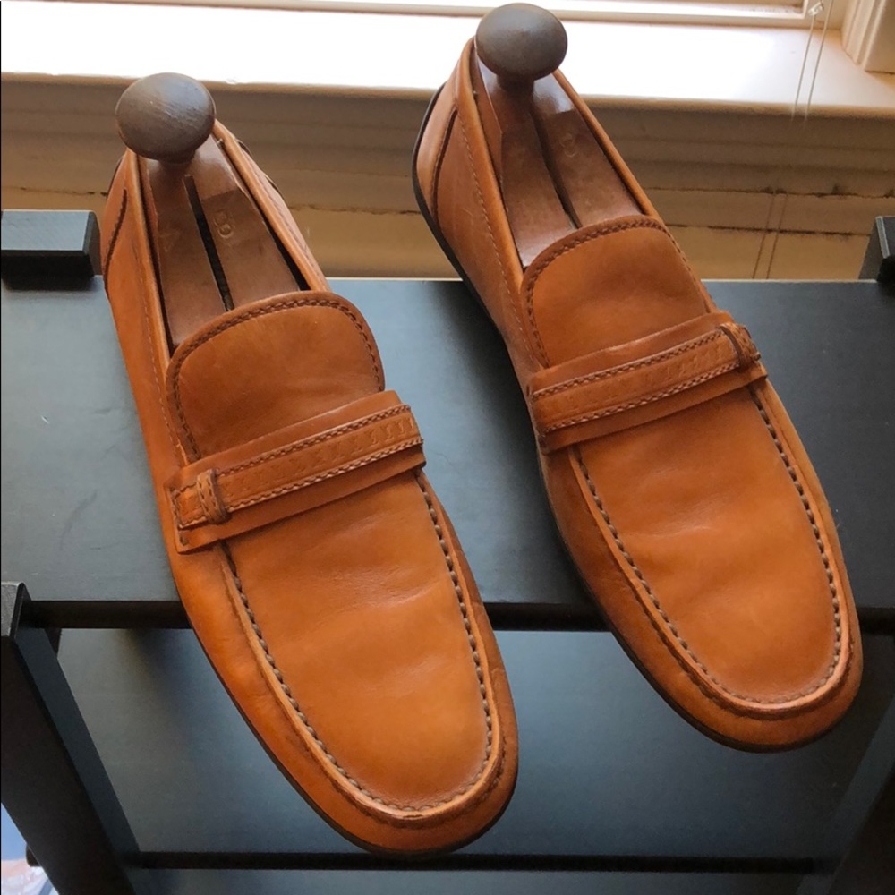 Leather Louis Vuitton loafers